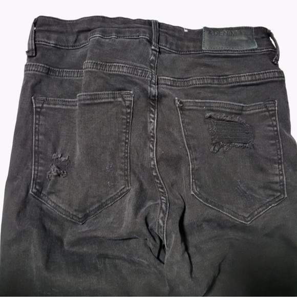 H&M Skinny High Waisted Ankle Jean - Size 32 - 10 / 12 Black - Picture 5 of 12